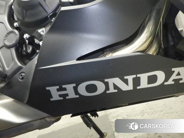 Проданный Honda CBR650R id 3999379 из Японии, фото 6