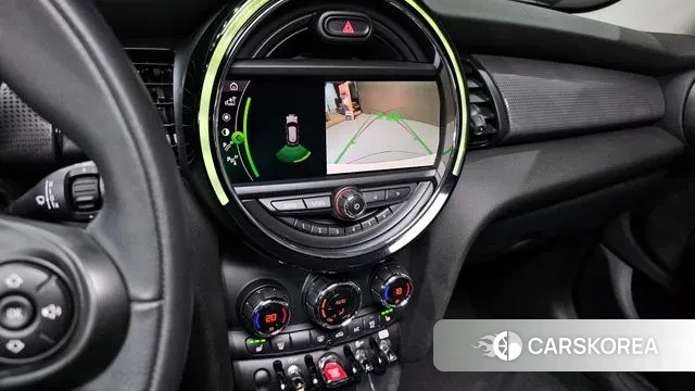 Mini Cooper 2021 Жемчужный цвет из Кореи, фото 6