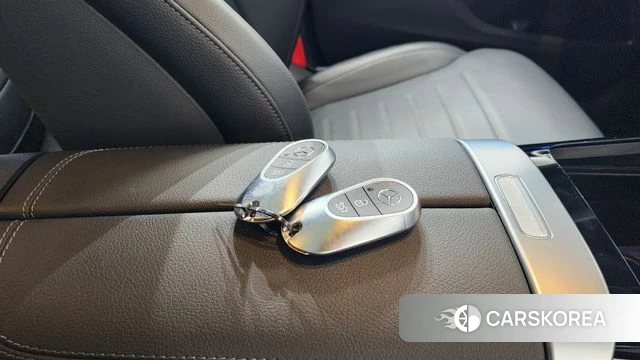 Mercedes-Benz GLC-Class X254 2025 Серый из Кореи, фото 6