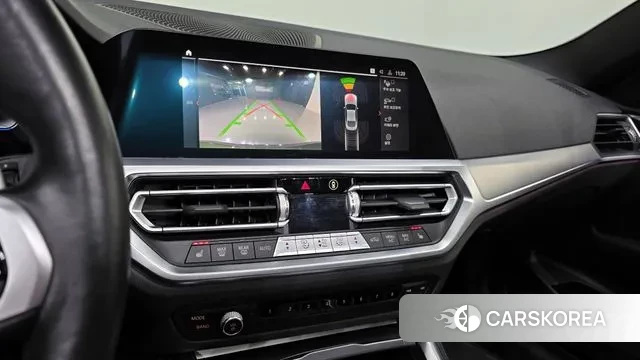 BMW 4 Series (G22) 2022 Темно-зеленый из Кореи, фото 6