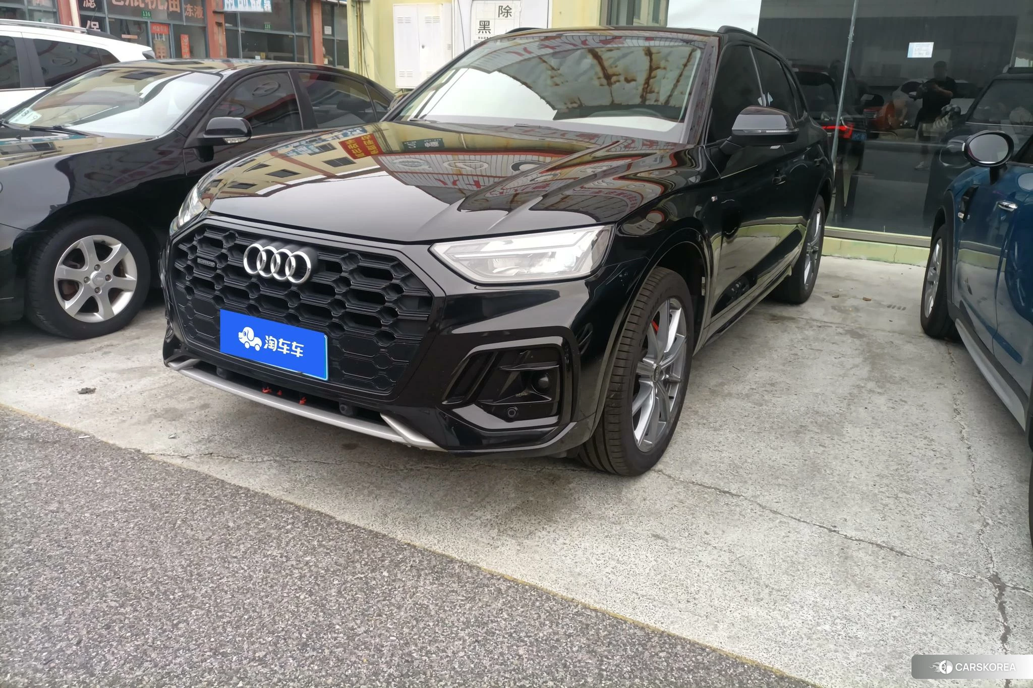 Audi Q5L 2021 Черный из Китая, фото 6