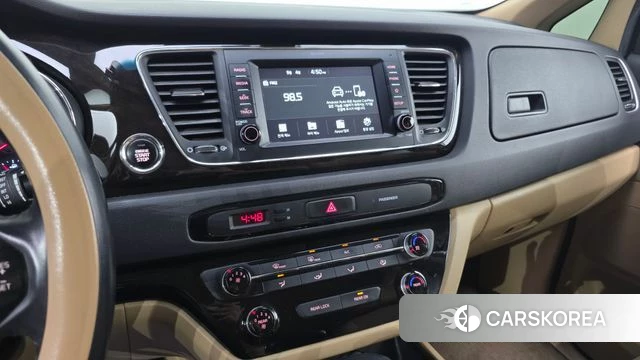 Kia The New Carnival 2018 Белый из Кореи, фото 6