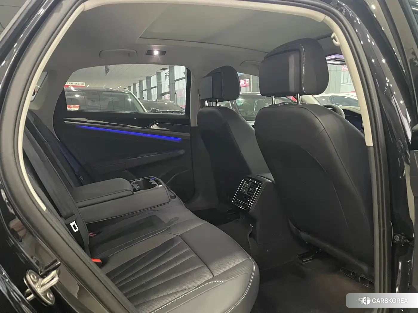 Volkswagen Passat 2026 Черный из Китая, фото 6