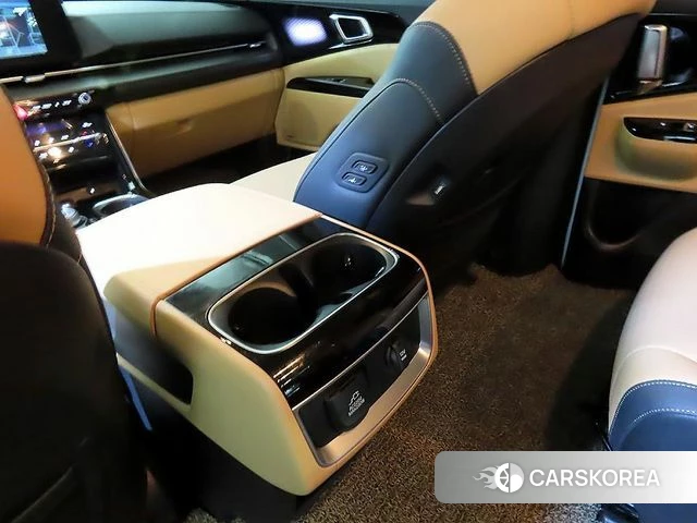 Kia Carnival 4th generation 2023 Белый из Кореи, фото 6