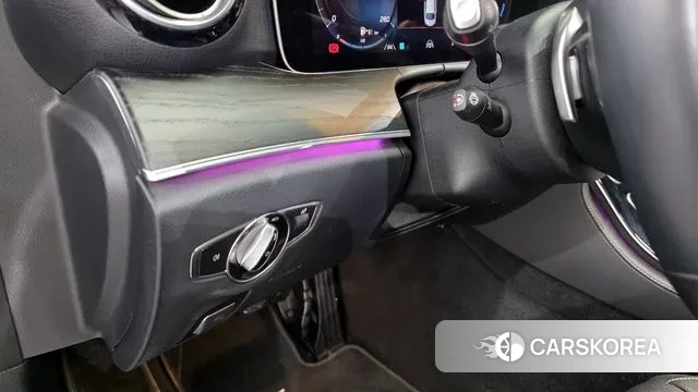 Mercedes-Benz E-Class W213 2022 Синий из Кореи, фото 6