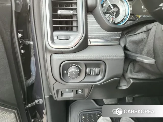 Dodge Lampicup 2019 Черный из Кореи, фото 6
