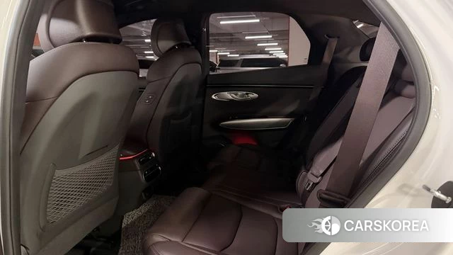 Genesis GV70 2023 Белый из Кореи, фото 6