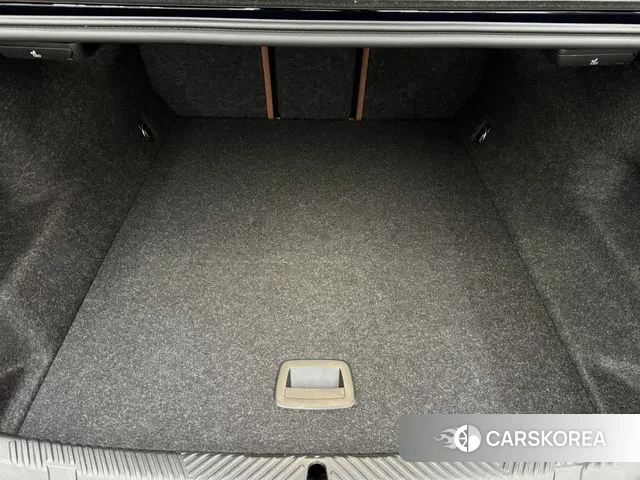 BMW i5 (G60) 2023 Черный из Кореи, фото 6