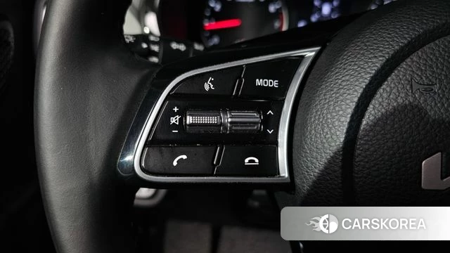 Kia Seltos 2022 Белый из Кореи, фото 6