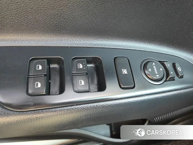 Kia Stonic 2019 Белый из Кореи, фото 6