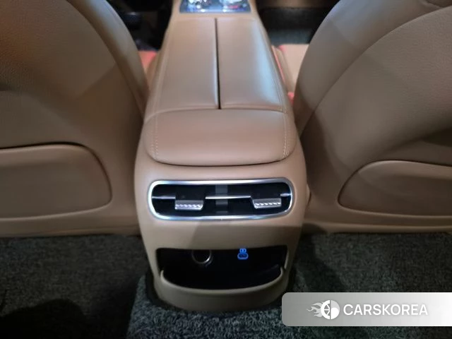 Genesis G90 (RS4) 2022 Черный из Кореи, фото 6