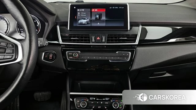 BMW 2 Series Active Tourer (F45) 2021 Черный из Кореи, фото 6