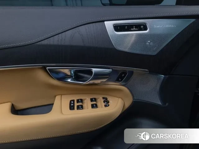 Volvo XC90 second Generation 2024 Песочный из Кореи, фото 6