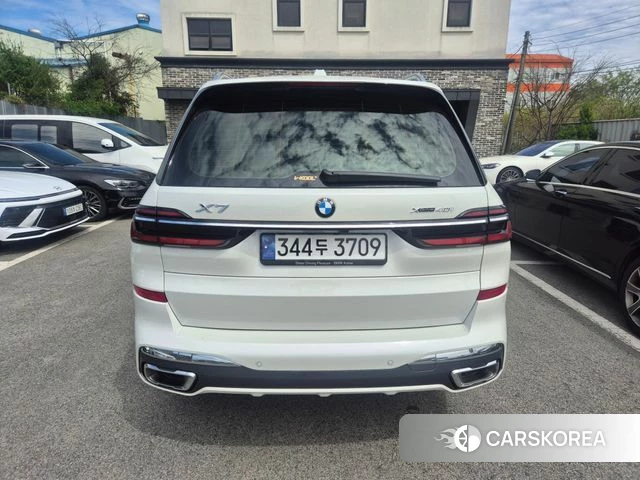 BMW X7 (G07) 2023 Жемчужный цвет из Кореи, фото 6