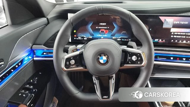 BMW 7 Series (G70) 2025 Черный из Кореи, фото 6