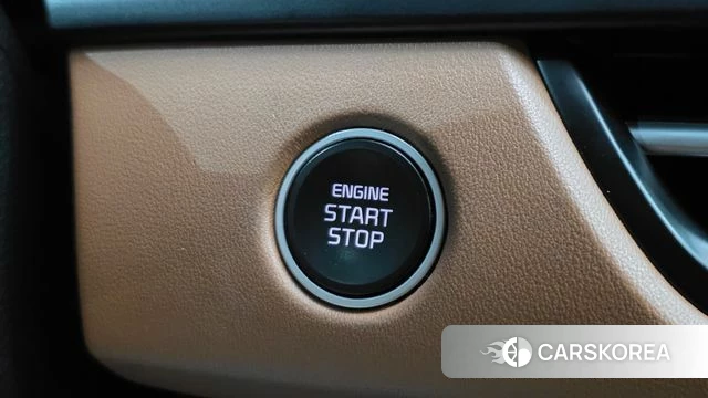 Kia The New Seltos 2023 Серый из Кореи, фото 6
