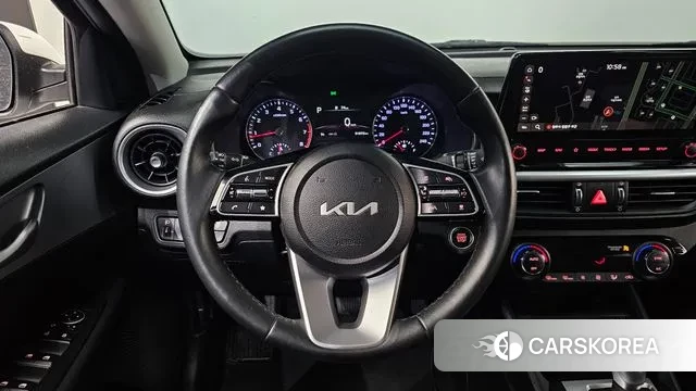 Kia The New K3 2nd generation 2022 Белый из Кореи, фото 6