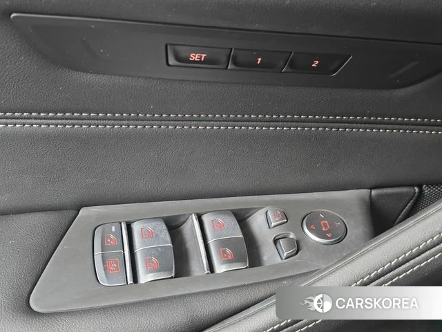 BMW 5 Series (G30) 2023 Черный из Кореи, фото 6