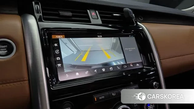 Land Rover Discovery 5 2018 Черный из Кореи, фото 6