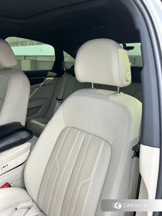 Audi A6 (C8) 2023 Белый из Кореи, фото 6