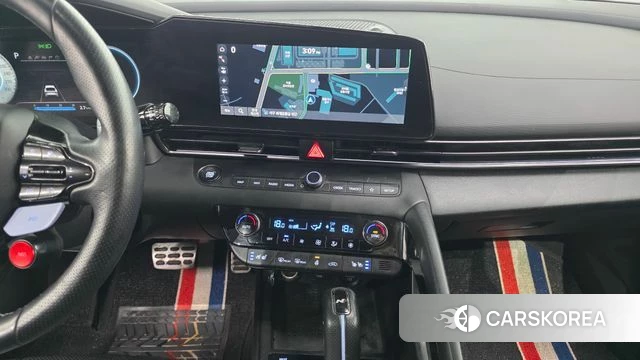Hyundai Avante (CN7) 2021 Серебристо-серый из Кореи, фото 6