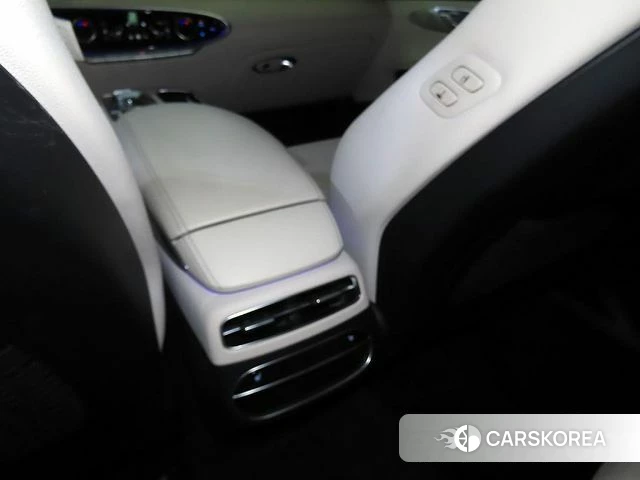 Genesis GV70 2021 Белый из Кореи, фото 6