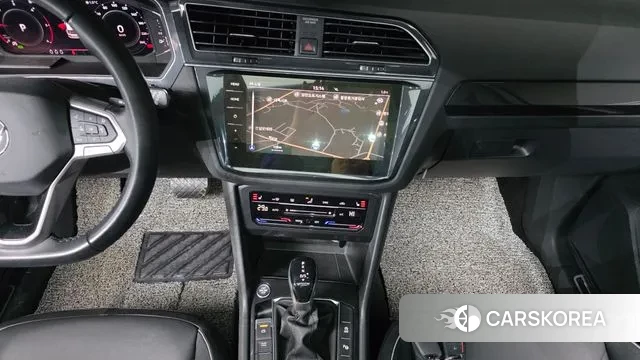 Volkswagen Tiguan second Generation 2022 Белый из Кореи, фото 6