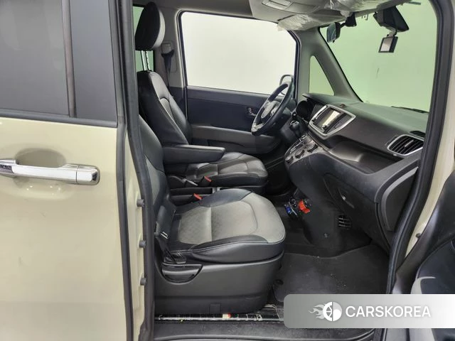 Kia The New Kia Ray 2022 Серебряный двухцветный из Кореи, фото 6