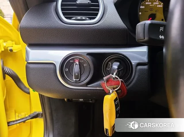 Porsche 718 Cayman 2018 Желтый из Кореи, фото 6