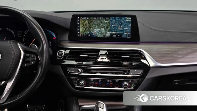 BMW 5 Series (G30) 2018 Серый из Кореи, фото 6