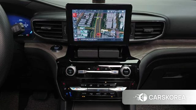 Ford Explorer 6th Generation 2022 Белый из Кореи, фото 6