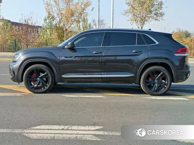 Volkswagen Tourang 2021 Темно-серый из Китая, фото 6