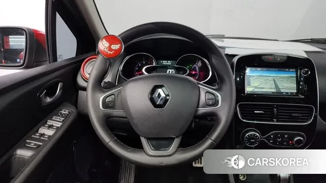Renault Korea (Samsung) Clio 2019 Красный из Кореи, фото 6