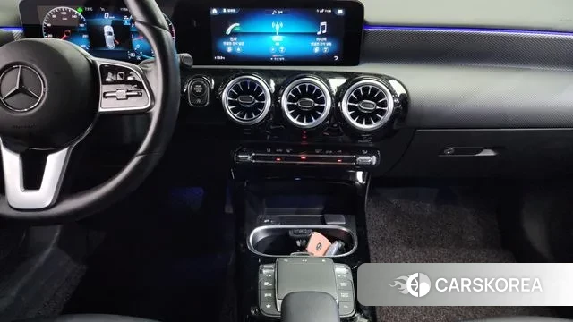 Mercedes-Benz A-Class W177 2023 Белый из Кореи, фото 6