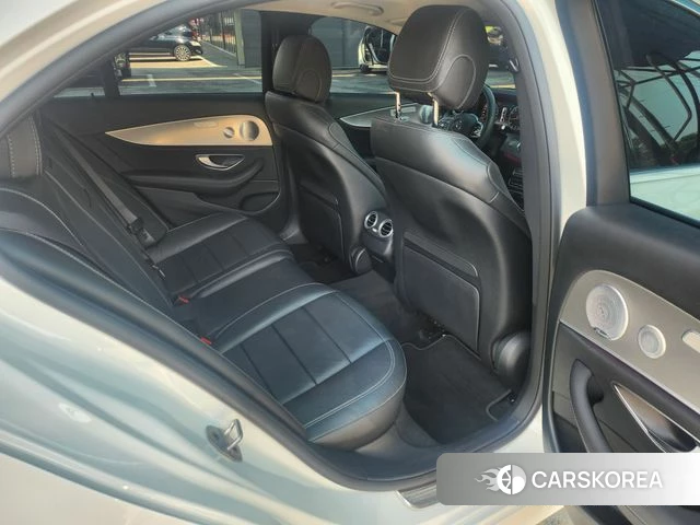 Mercedes-Benz E-Class W213 2019 Белый из Кореи, фото 6