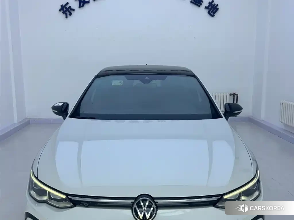 Volkswagen Golf 2022 Белый из Китая, фото 6