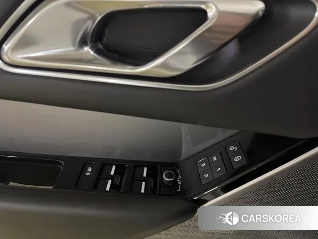 Land Rover Range Rover Velar 2018 Белый из Кореи, фото 6