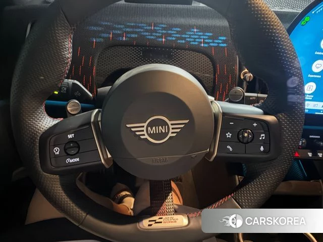 Mini Cooper S Countryman 3rd Generation 2024 Красный из Кореи, фото 6