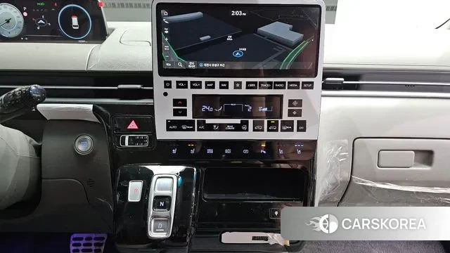 Hyundai Staria 2023 Коричневый из Кореи, фото 6