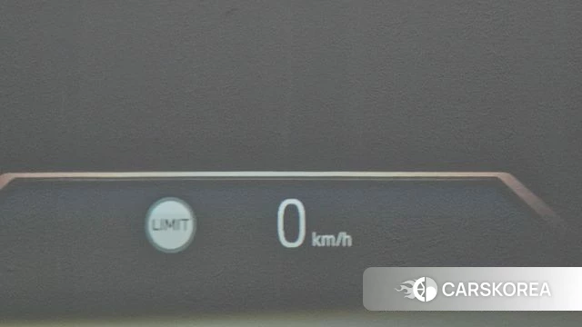 BMW 5 Series (G60) 2025 Серебристо-серый из Кореи, фото 6