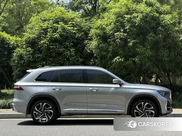 Geely Automobile Xingyue L 2023 Серебристо-серый из Китая, фото 6