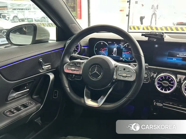 Mercedes-Benz Class A 2023 Белый из Китая, фото 6