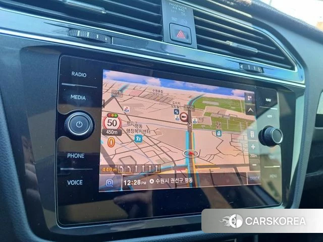 Volkswagen Tiguan second Generation 2020 Серый из Кореи, фото 6