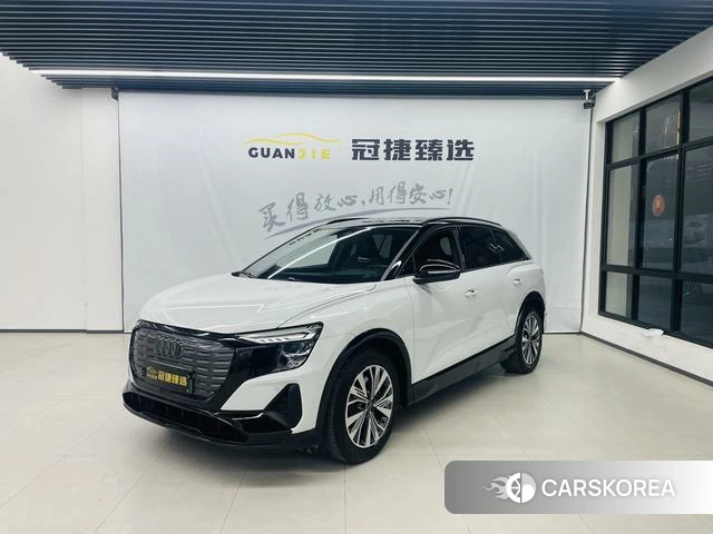 Audi Q5 e-tron 2023 Белый из Китая, фото 6