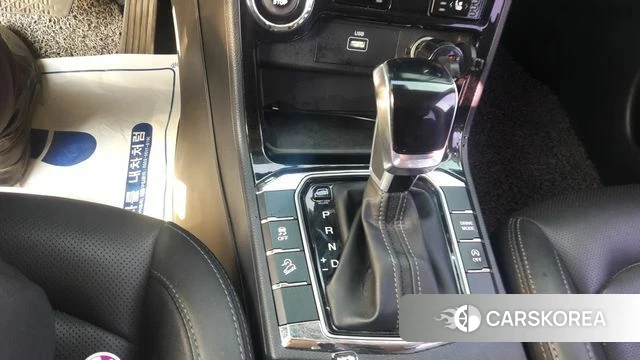 Ssangyong Beautiful Korando 2019 Серый из Кореи, фото 6