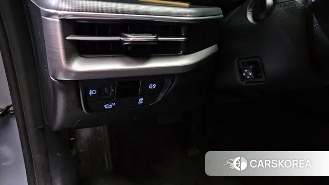 Hyundai Grandeur (GN7) 2023 Серебристо-серый из Кореи, фото 6