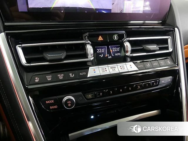 BMW 8 Series (G15) 2023 Черный из Кореи, фото 6