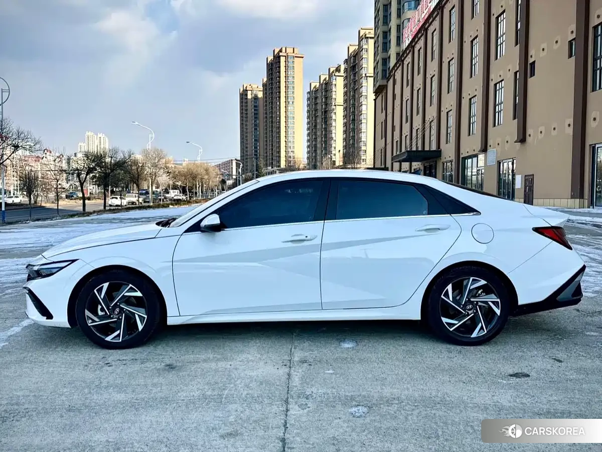Hyundai Elantra id 4674296 из Китая 7