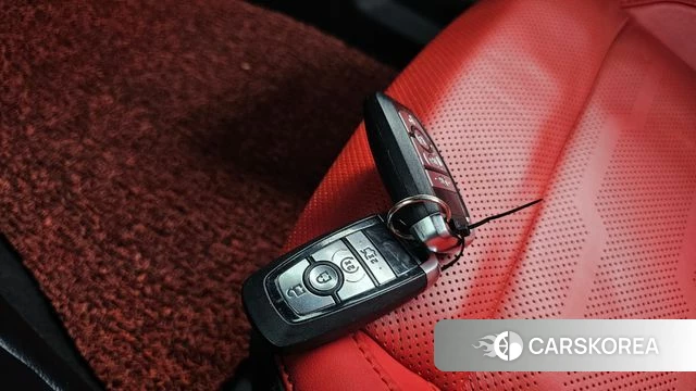 Ford Mustang 2022 Красный из Кореи, фото 6