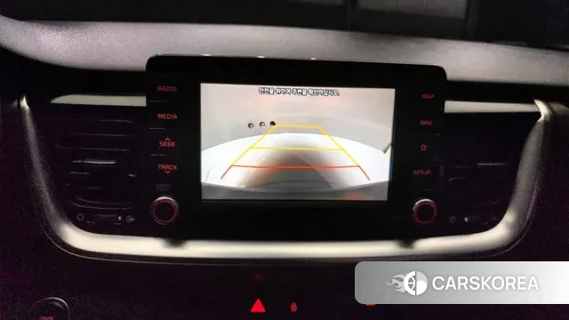 Kia Stonic 2018 Белый из Кореи, фото 6